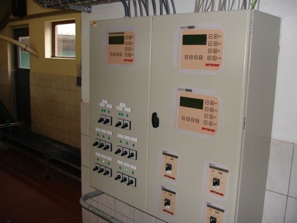 Panel box | Engormix